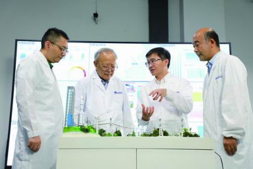 王立平：铸大国材器，攀科技之巅
